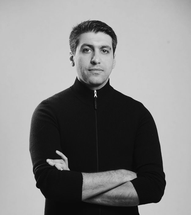 Shervin Hosseini Shervin Hosseini objet