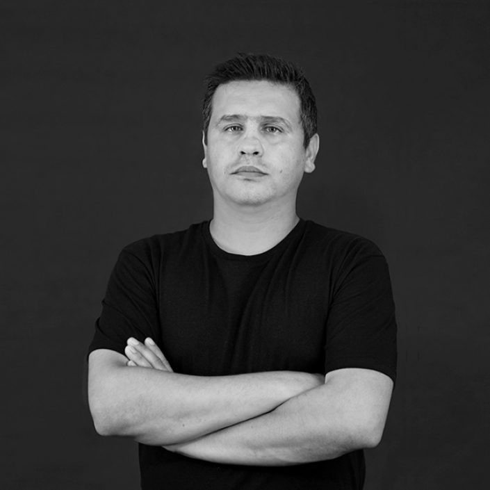Kamran Hirati Kamran Hirati